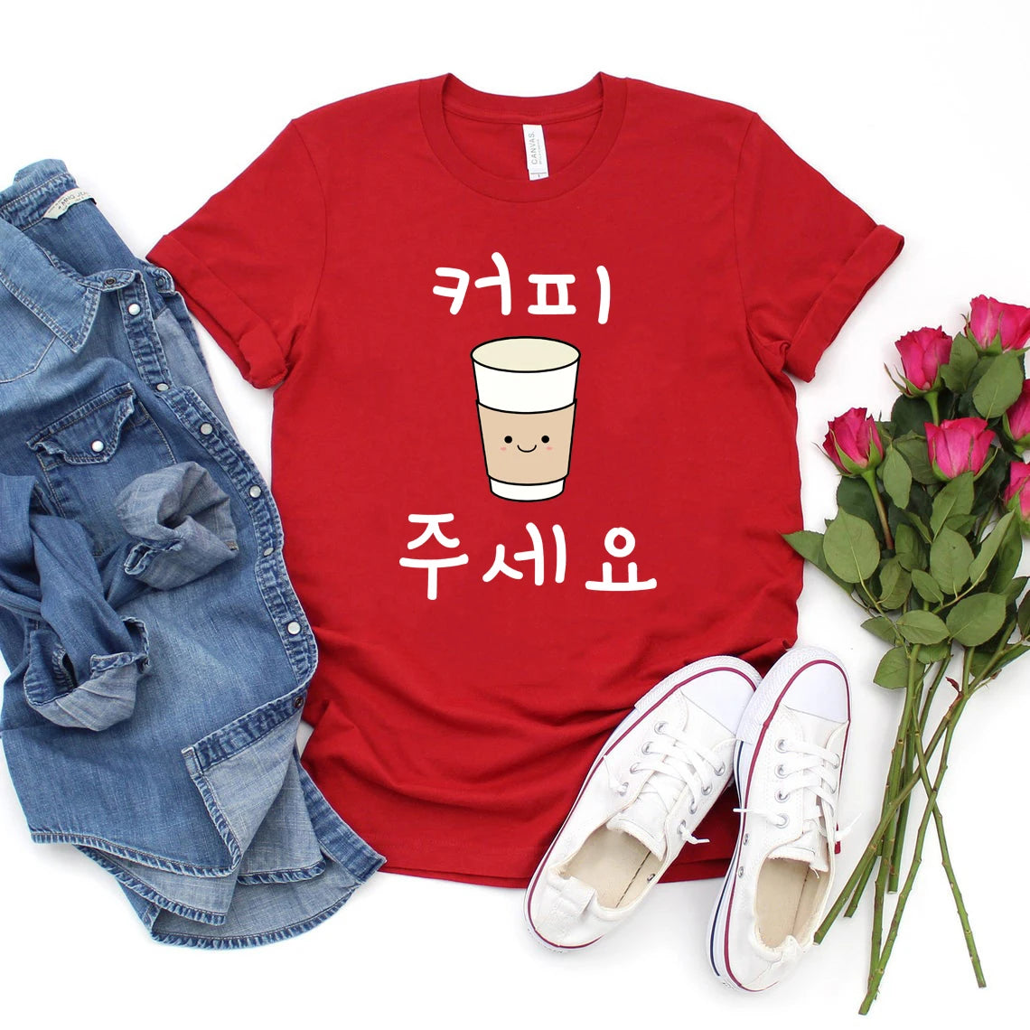 Camiseta Coffee Please em Hangul Feminina
