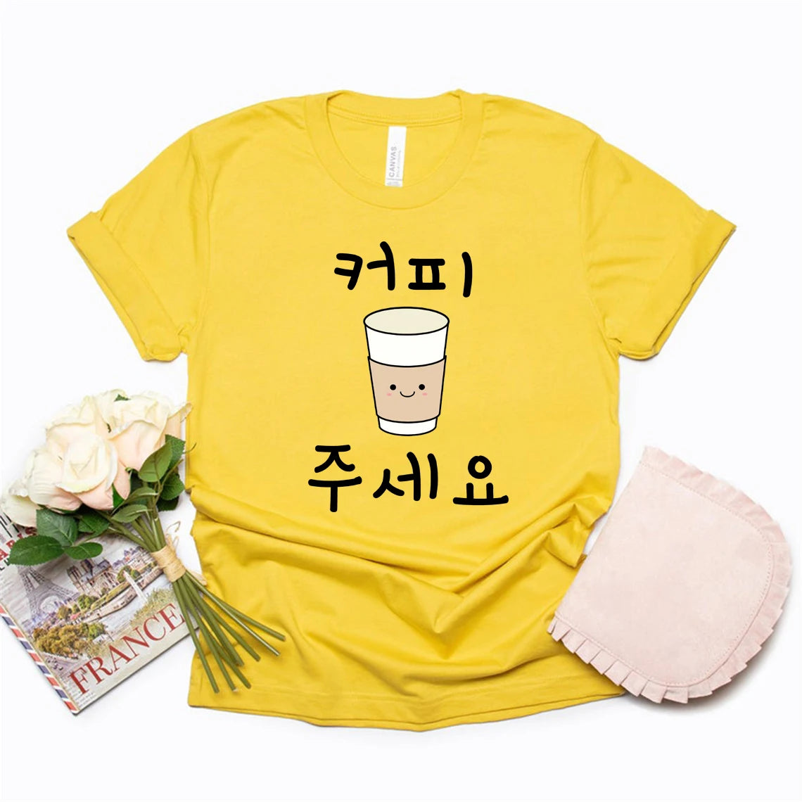 Camiseta Coffee Please em Hangul Feminina