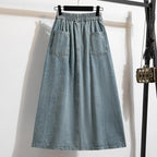 Saia Midi Jeans com Botões Frontais