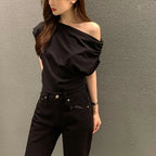 Blusa Feminina Ombro a Ombro com Caimento Assimétrico