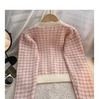 Cardigan de Tricô Rosa Xadrez com Botões de Coração