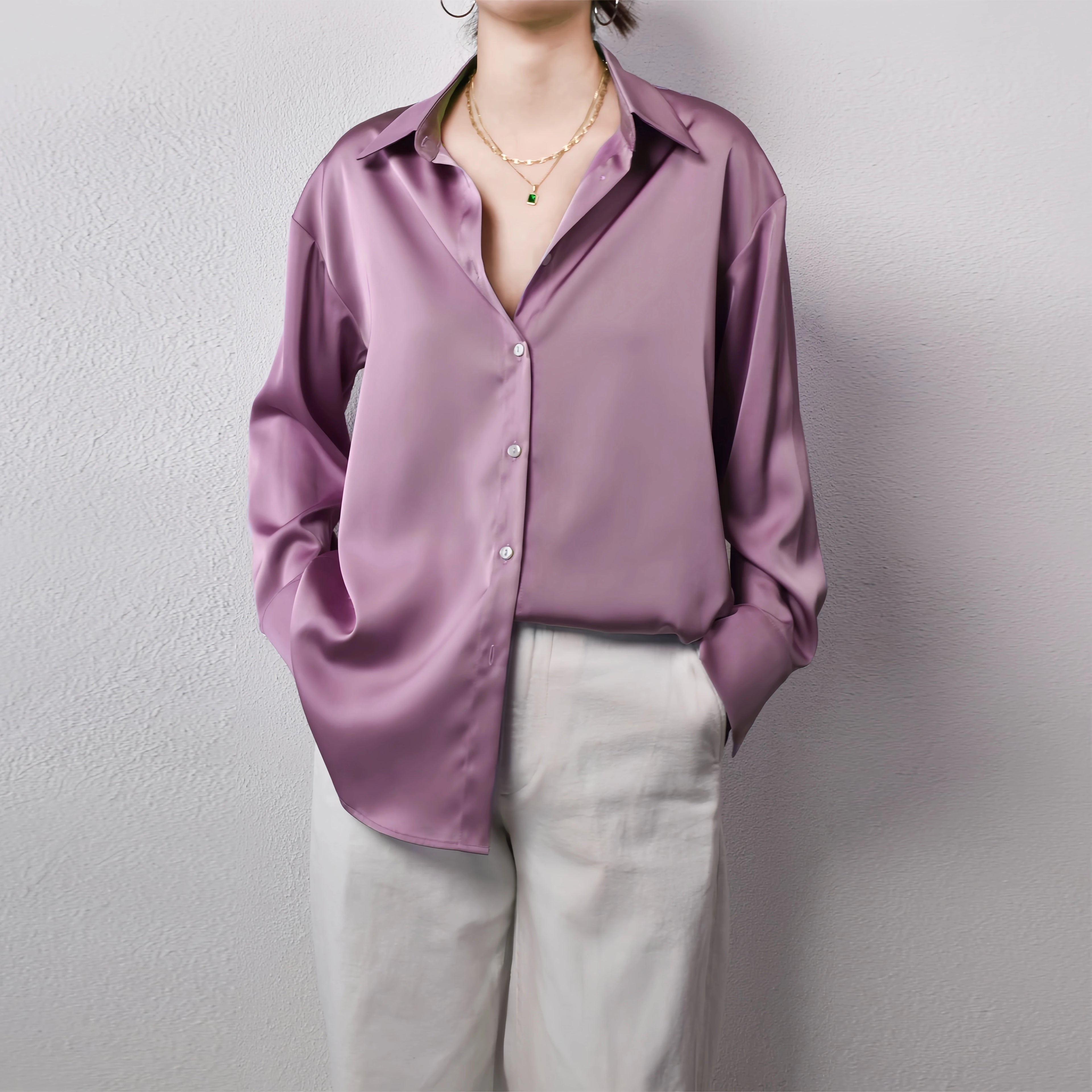 Camisa Acetinada Rosa Feminina Elegante
